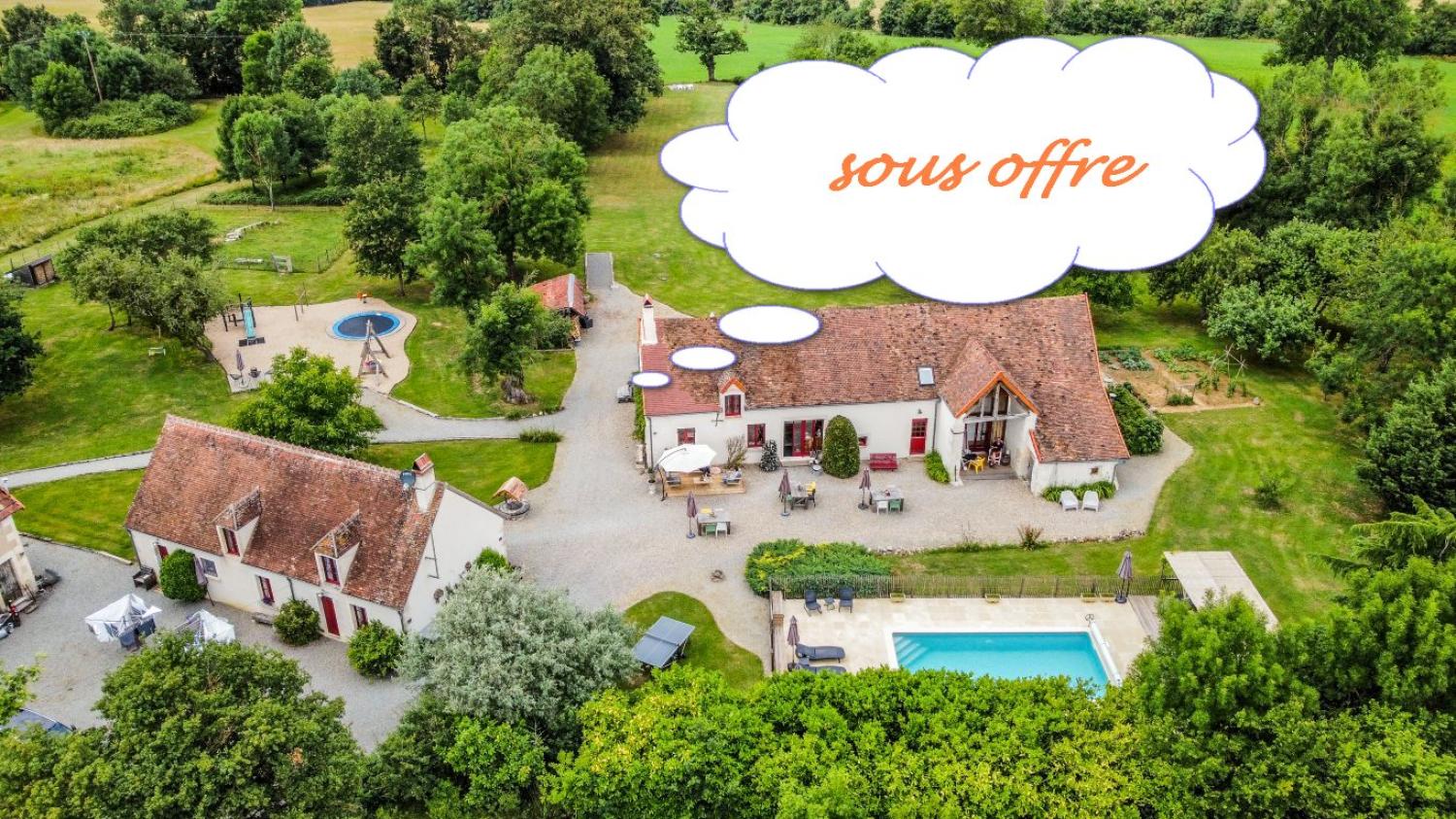 bed and breakfast for sale Rezay, Cher ( Centre-Val de Loire) picture 1