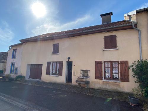 Vernois-sur-Mance Haute-Saône village farm picture 6047604