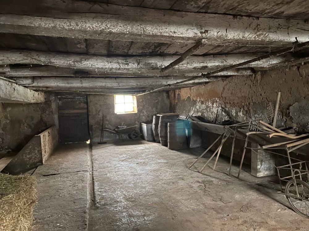  for sale village farm La Jonchère-Saint-Maurice Haute-Vienne 25