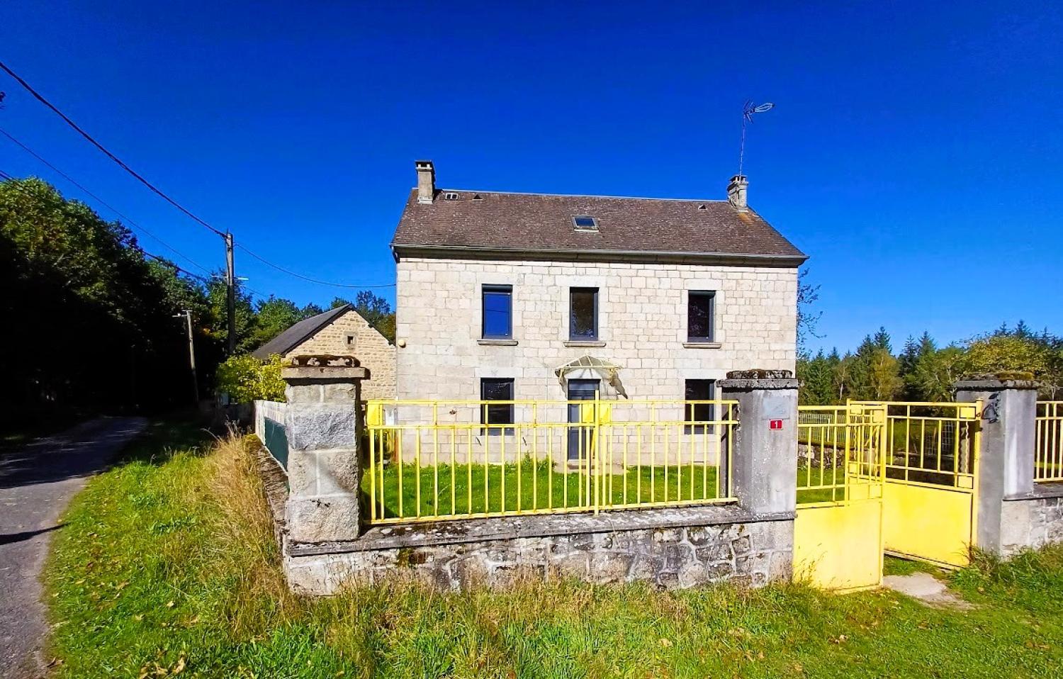  for sale terrain Magnat-l'Étrange Creuse 1