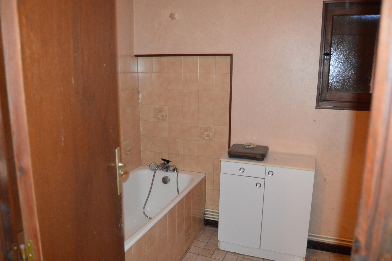  for sale house Saint-Honoré-Les-Bains Nièvre 3