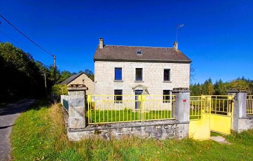 terrain, Magnat-l'Étrange, Creuse
