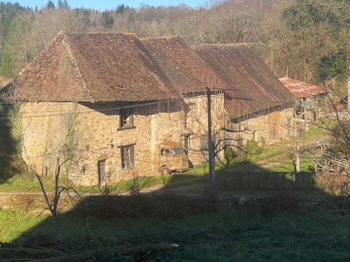  for sale farm Saint-Yrieix-la-Perche Haute-Vienne 2