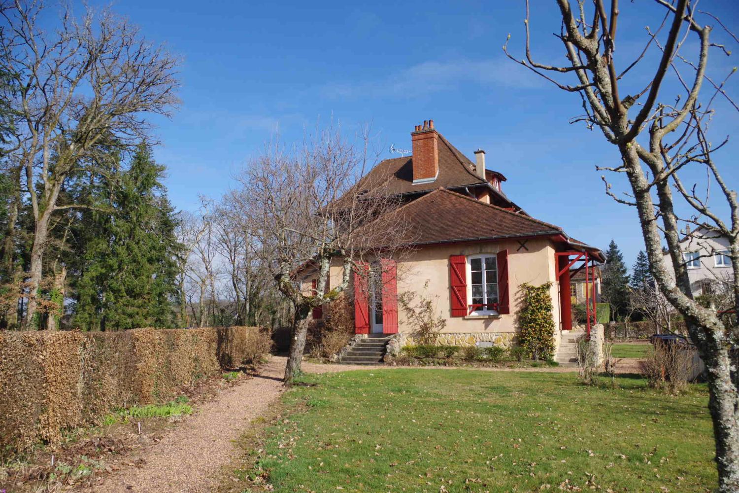  for sale mansion Saint-Honoré-Les-Bains Nièvre 11