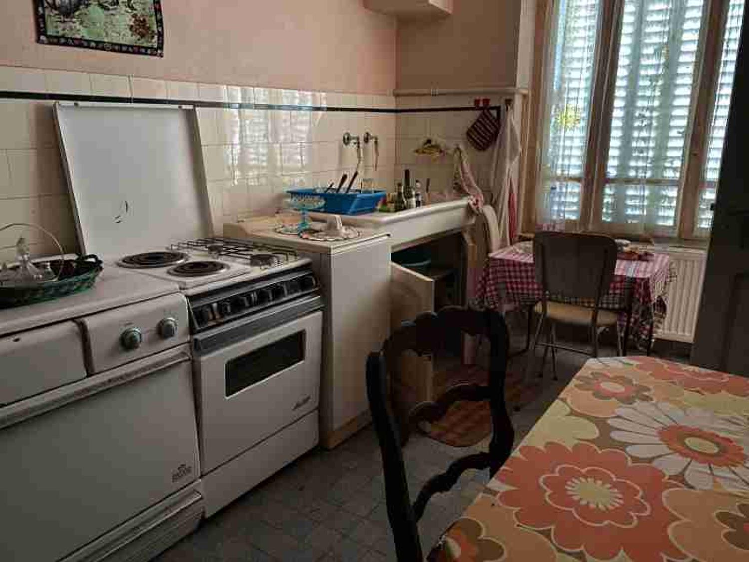  for sale village house Bourbonne-les-Bains Haute-Marne 9
