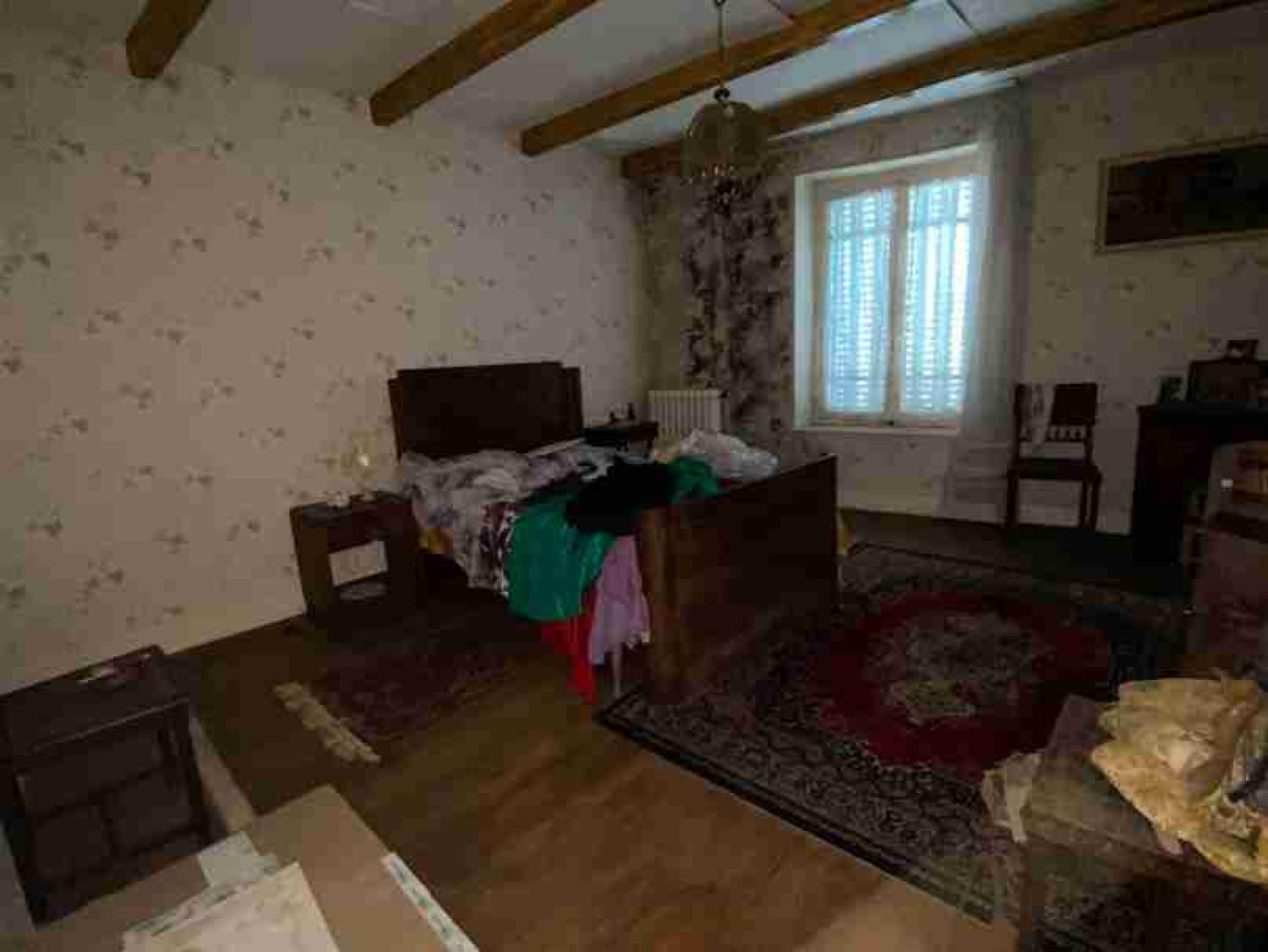  for sale village house Bourbonne-les-Bains Haute-Marne 11
