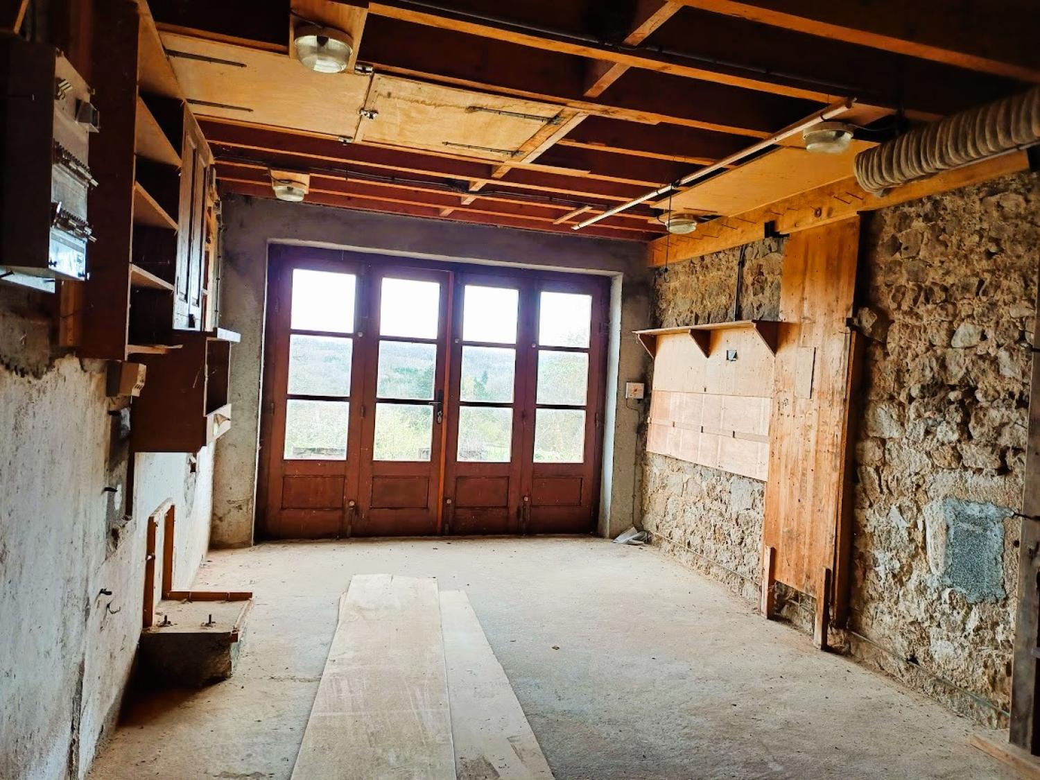  for sale detached house Champagnat Creuse 38
