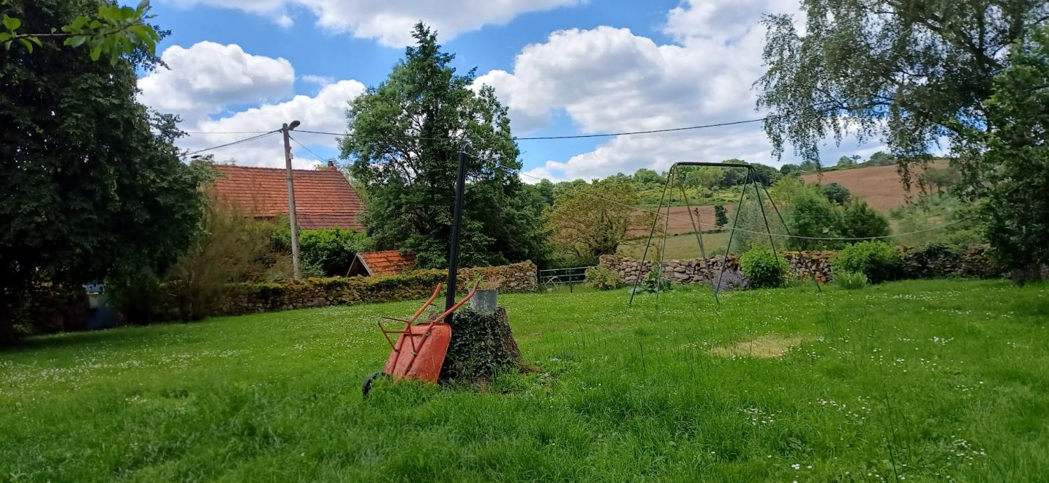  for sale house Servant Puy-de-Dôme 24
