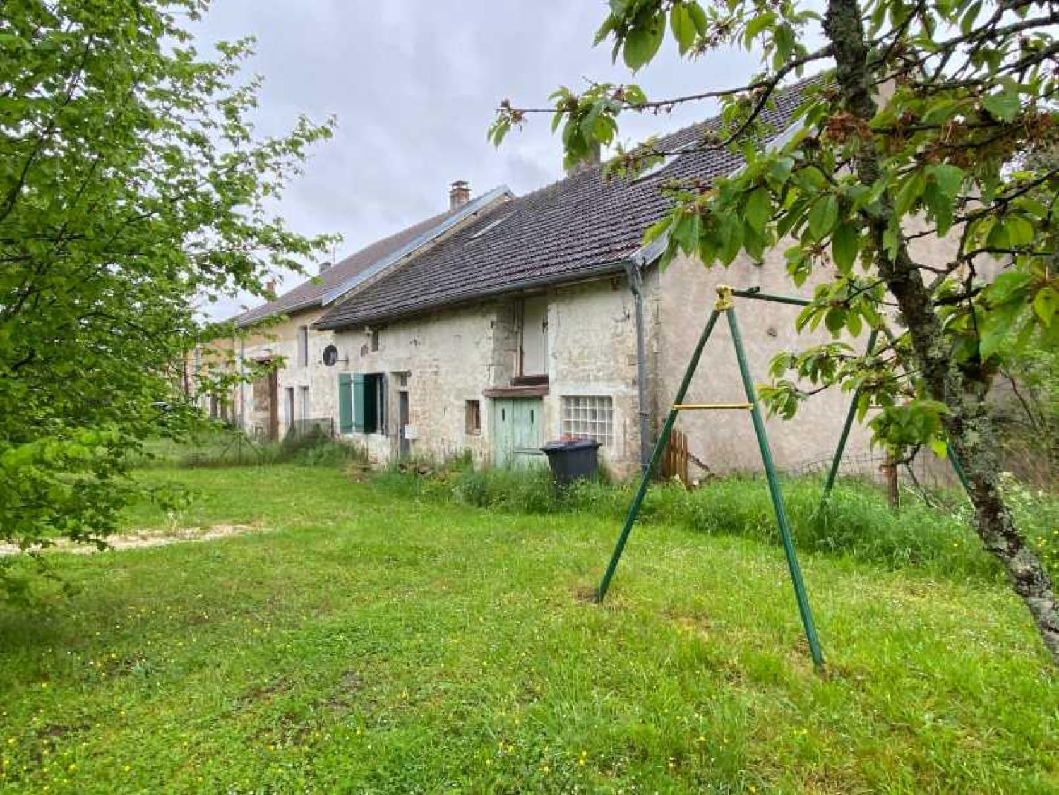  for sale village farm Rosoy-sur-Amance Haute-Marne 10