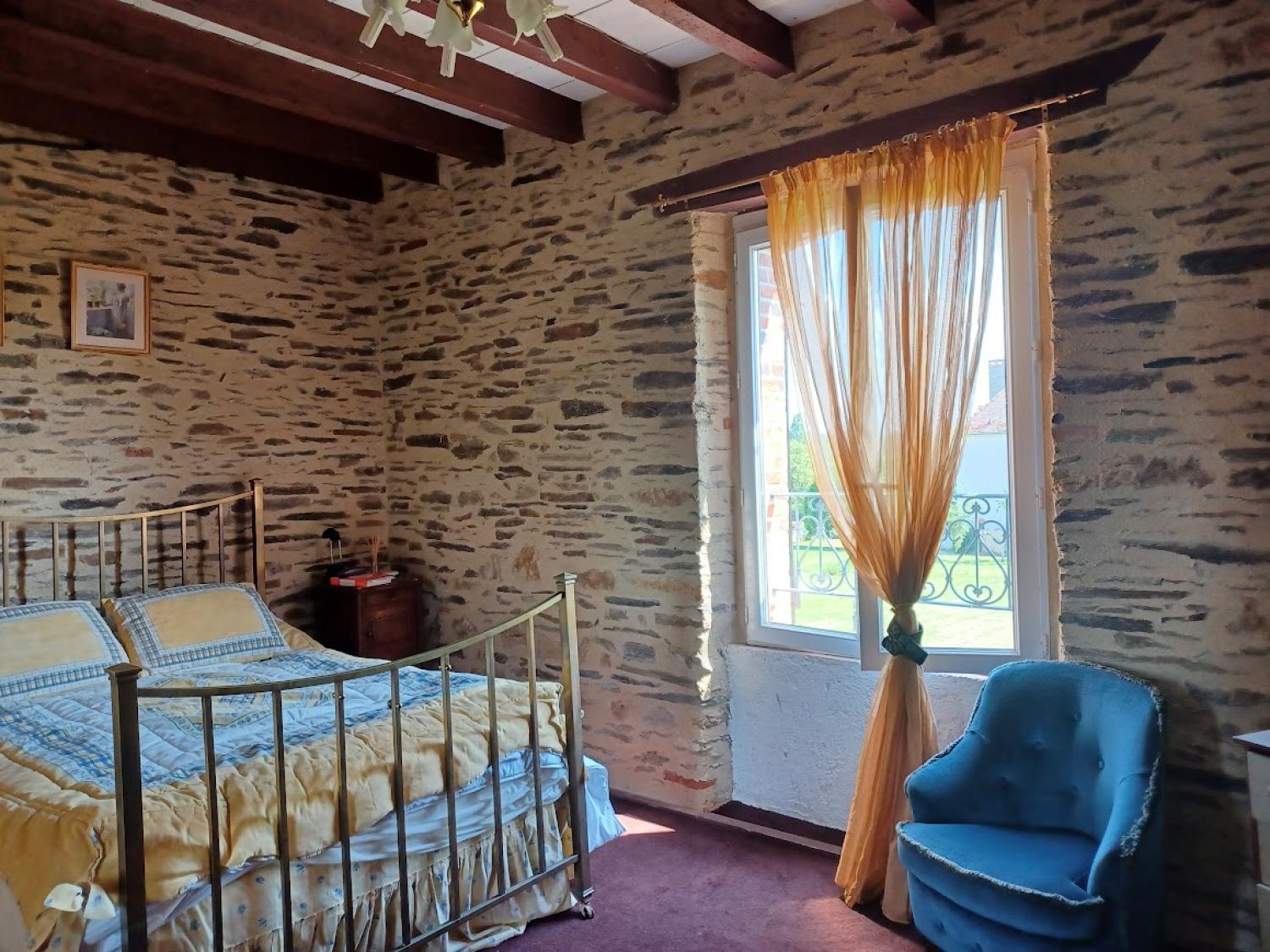 for sale detached house Cuzion Indre 42