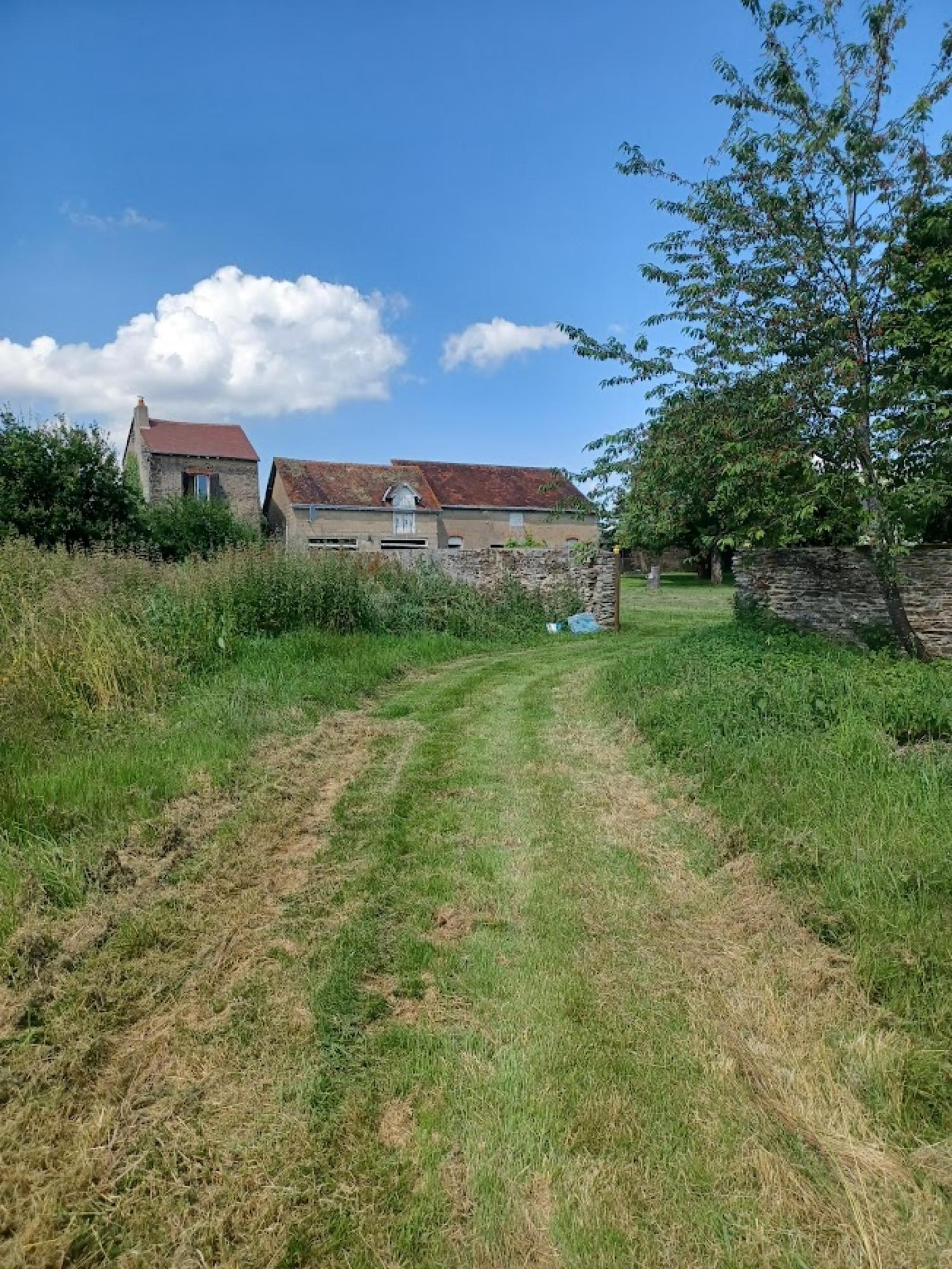  for sale detached house Cuzion Indre 34