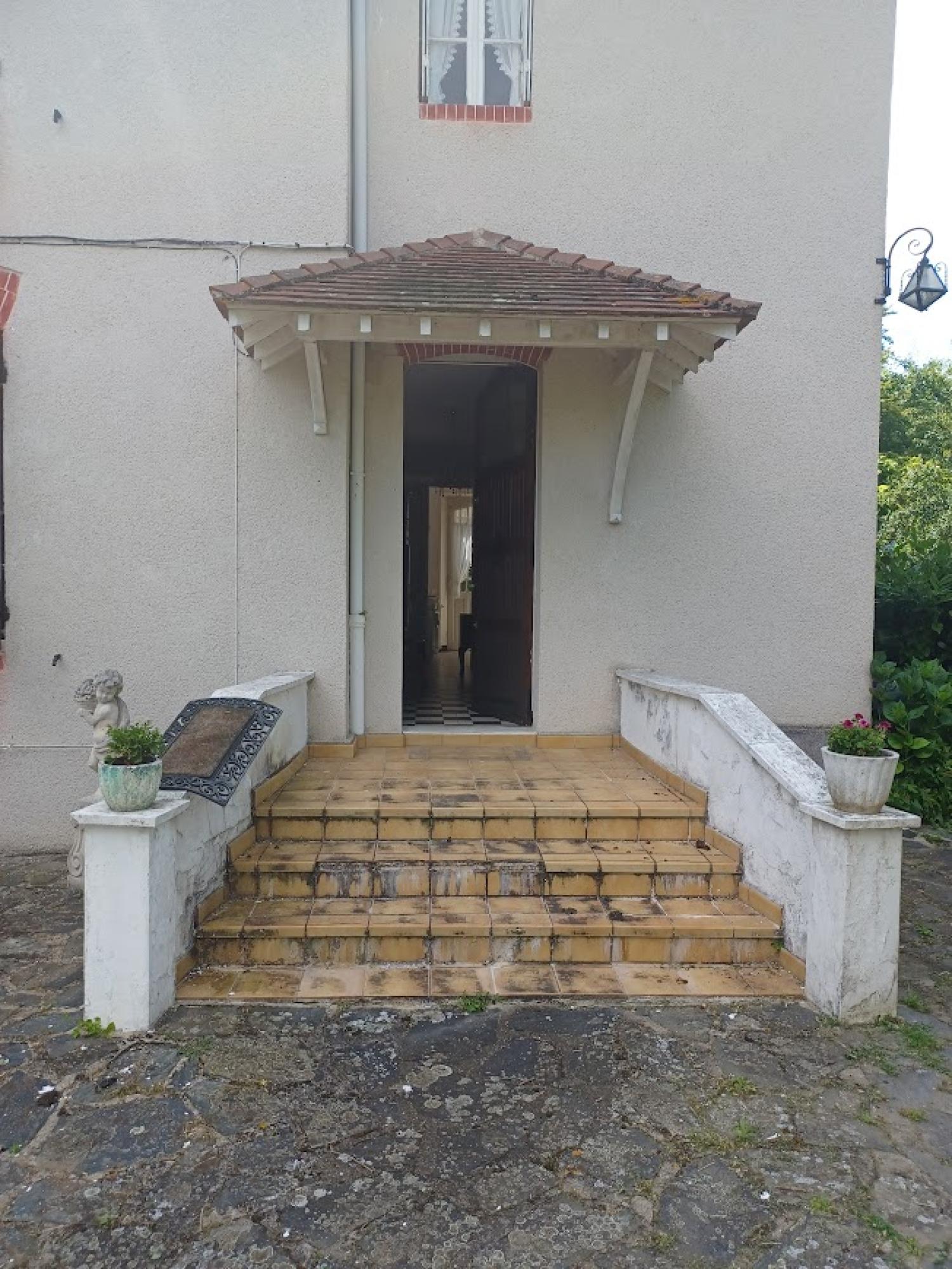  for sale detached house Cuzion Indre 7