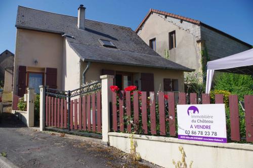 Saint-Honoré-Les-Bains Nièvre house foto