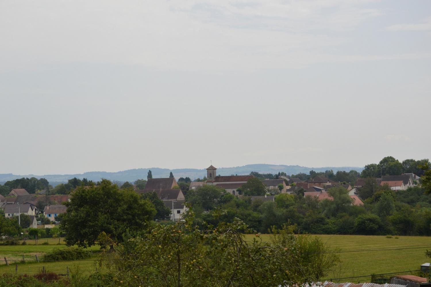  for sale villa Fours Nièvre 1