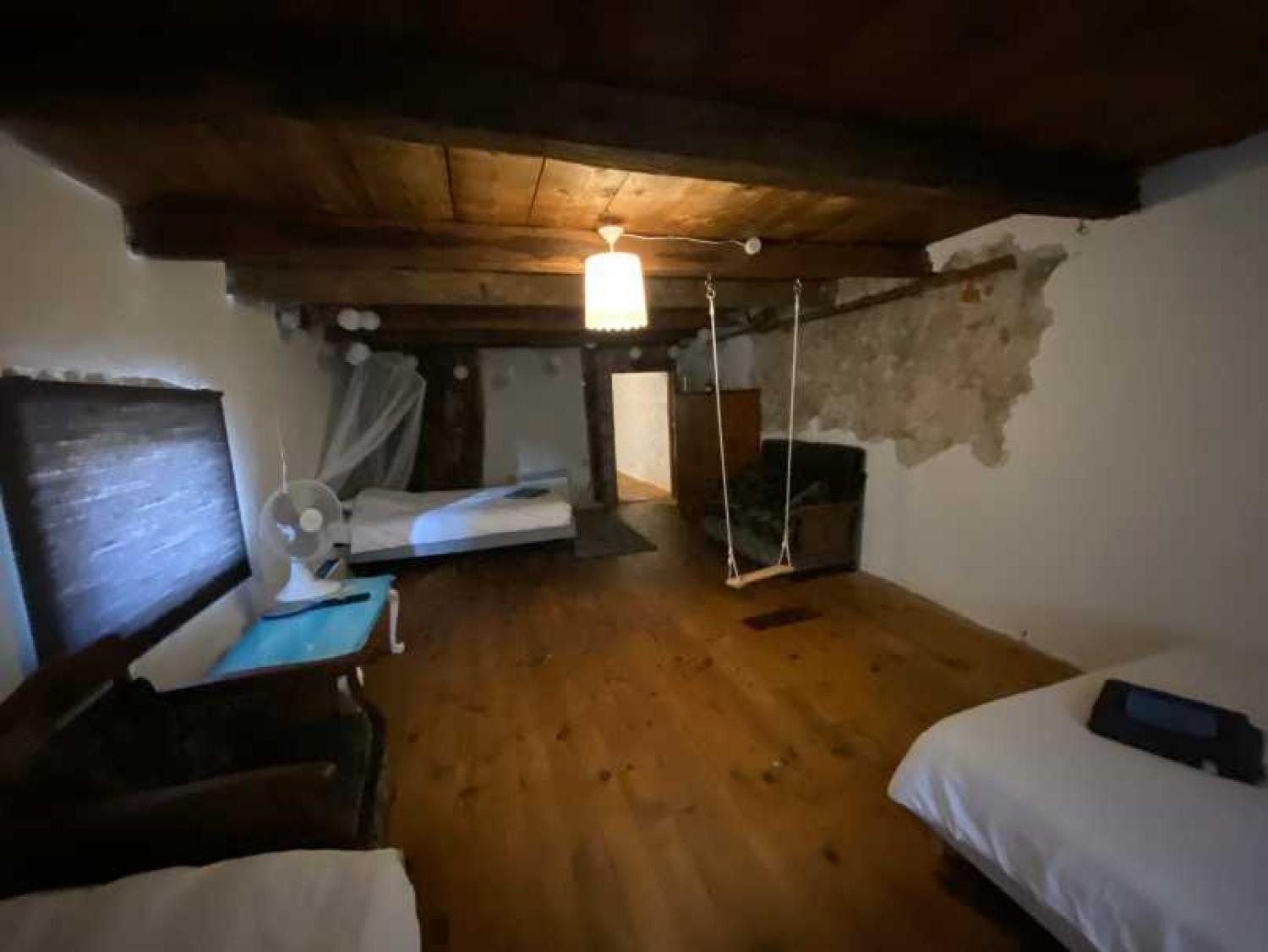  for sale village farm Melay Haute-Marne 21