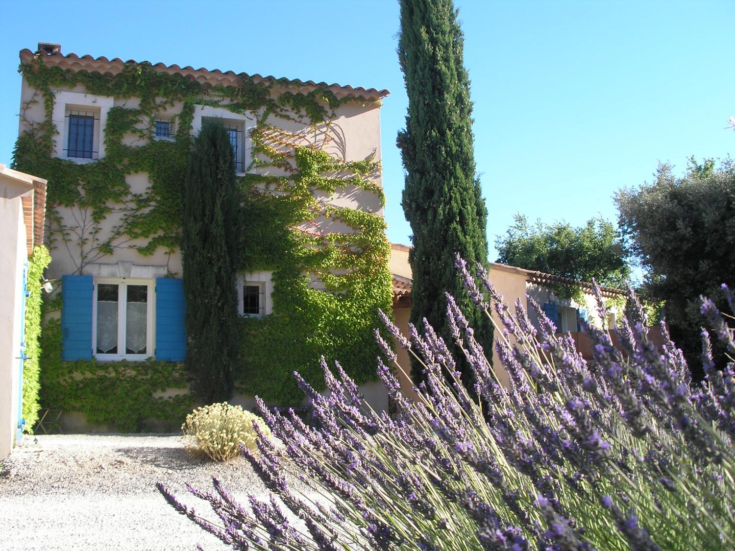  for sale bed and breakfast Lacoste Vaucluse 3