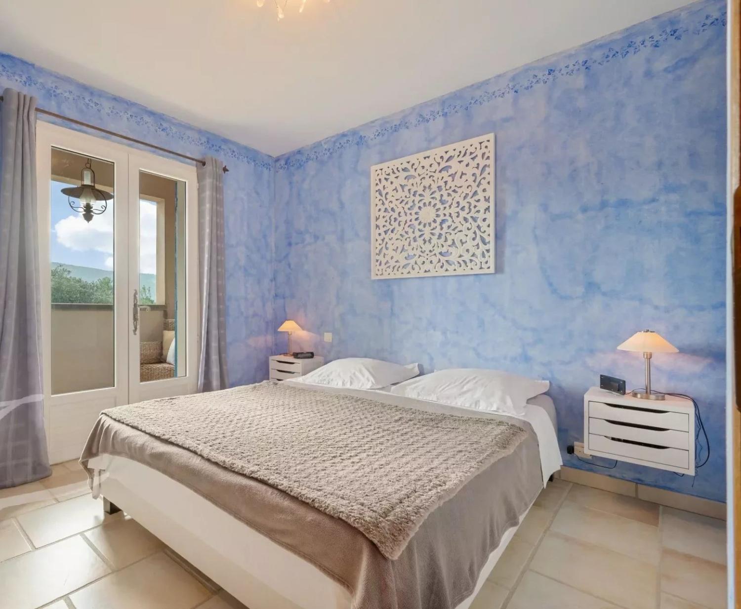  for sale bed and breakfast Lacoste Vaucluse 2