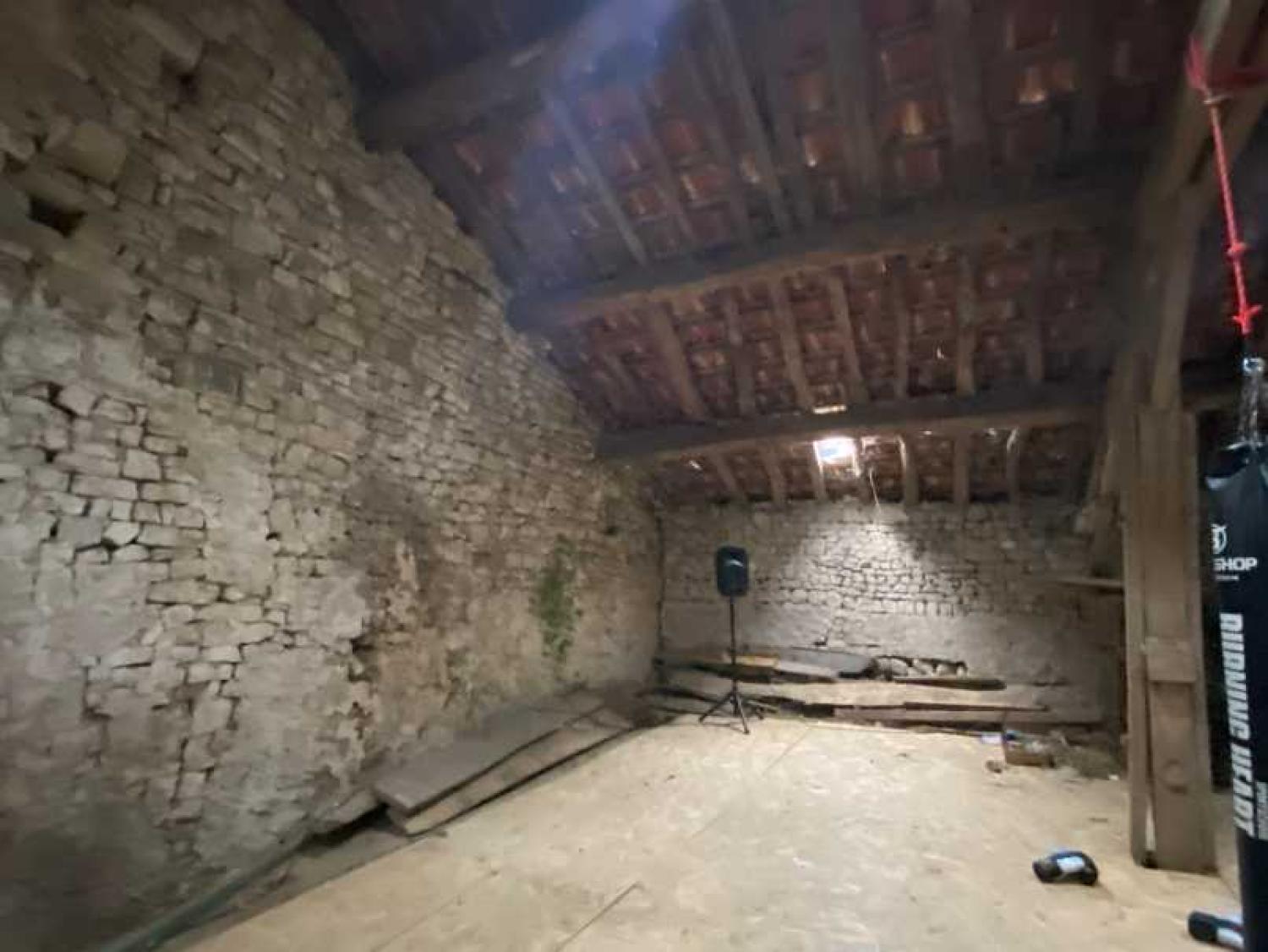  for sale village farm Melay Haute-Marne 23