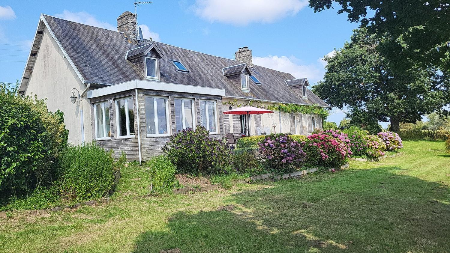  for sale detached house Gorges Manche 33