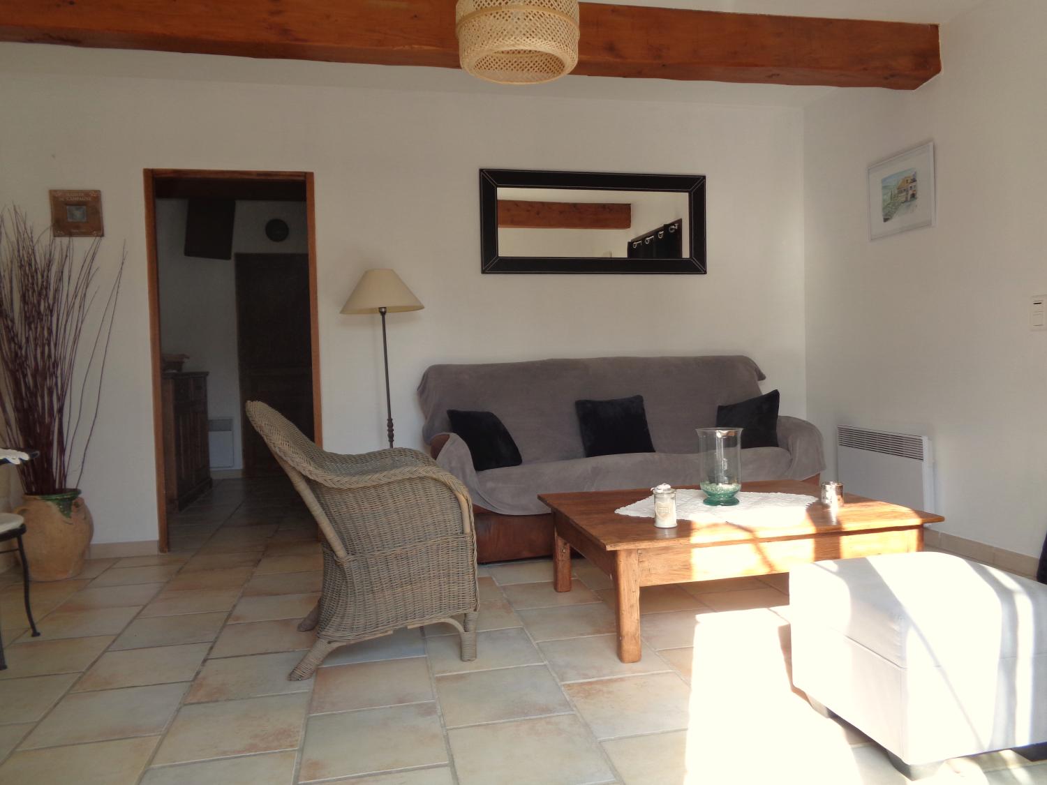  for sale bed and breakfast Lacoste Vaucluse 11