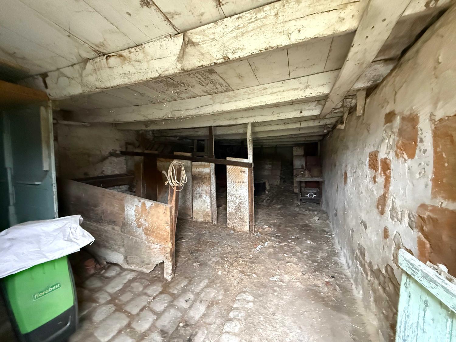 for sale village farm Jussey Haute-Saône 30