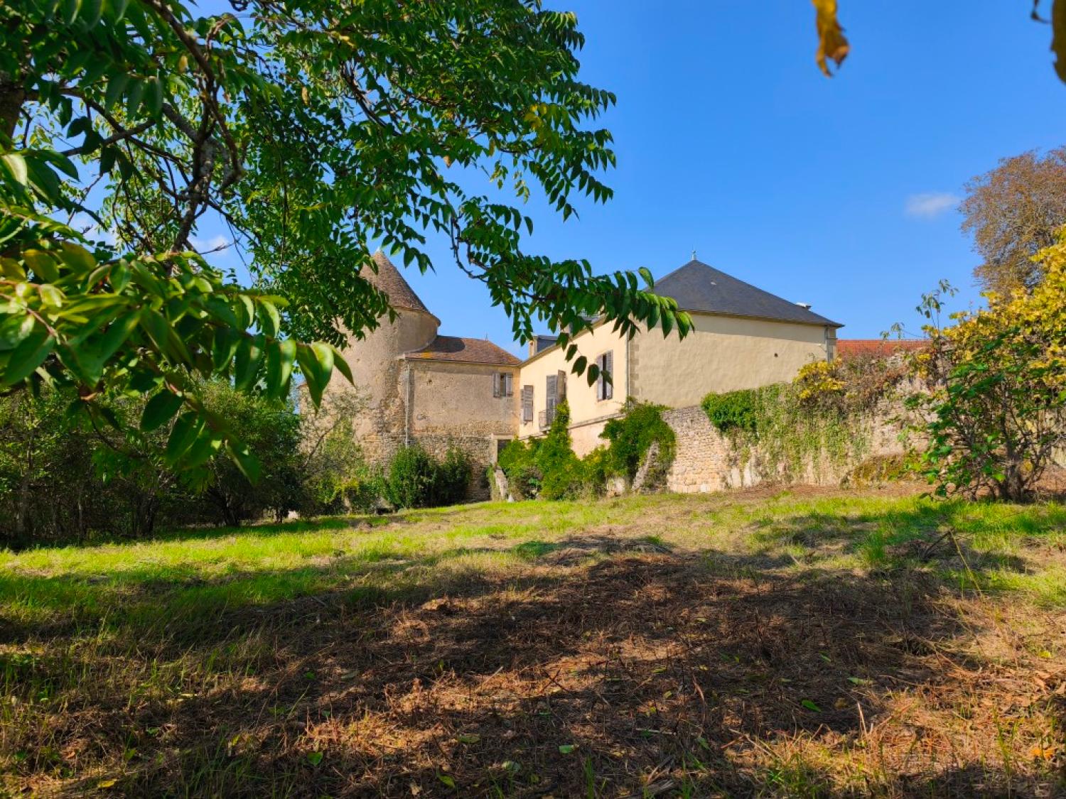  for sale castle Montigny-sur-Canne Nièvre 8