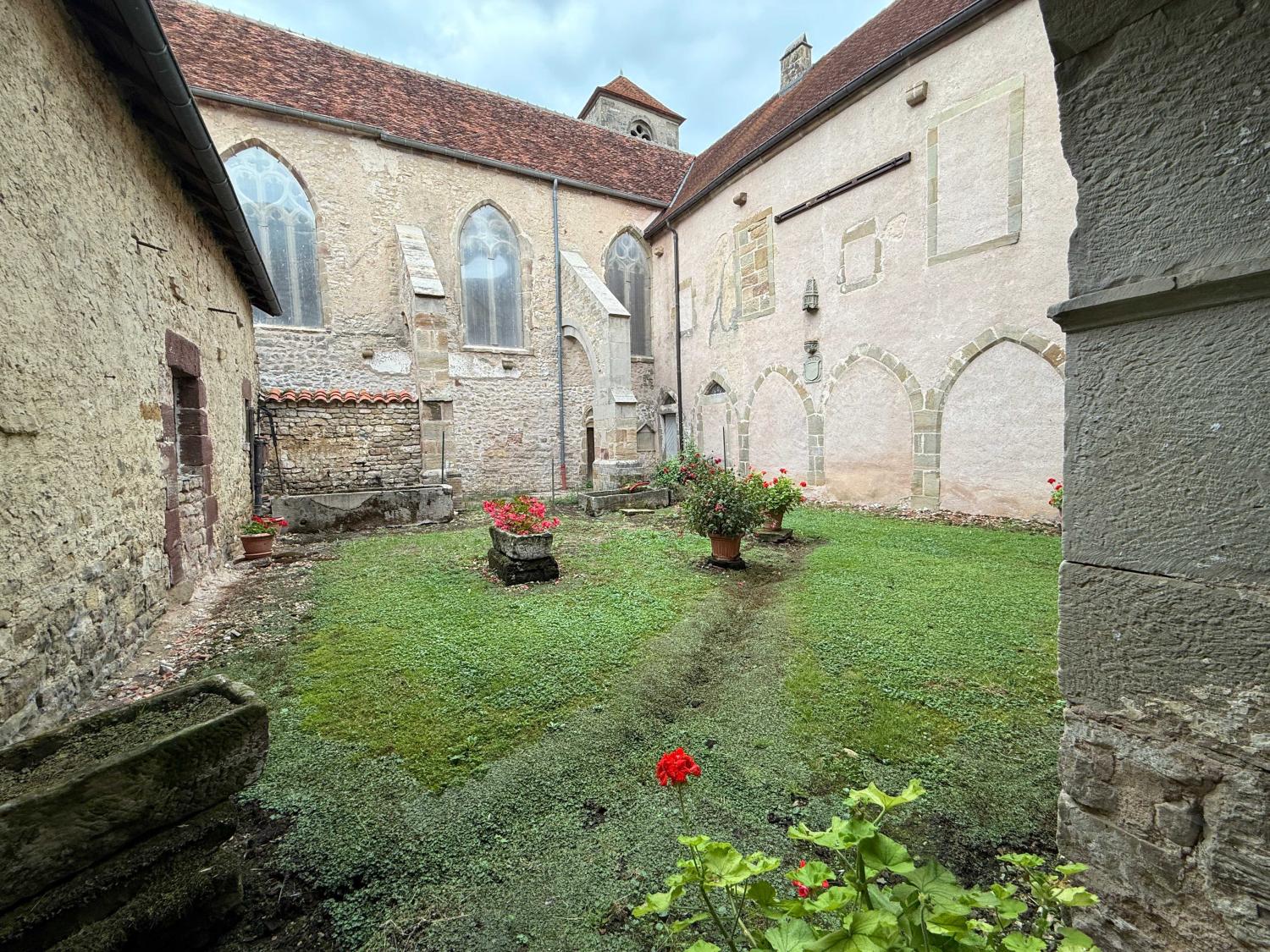  for sale monastery Châtillon-sur-Saône Vosges 50