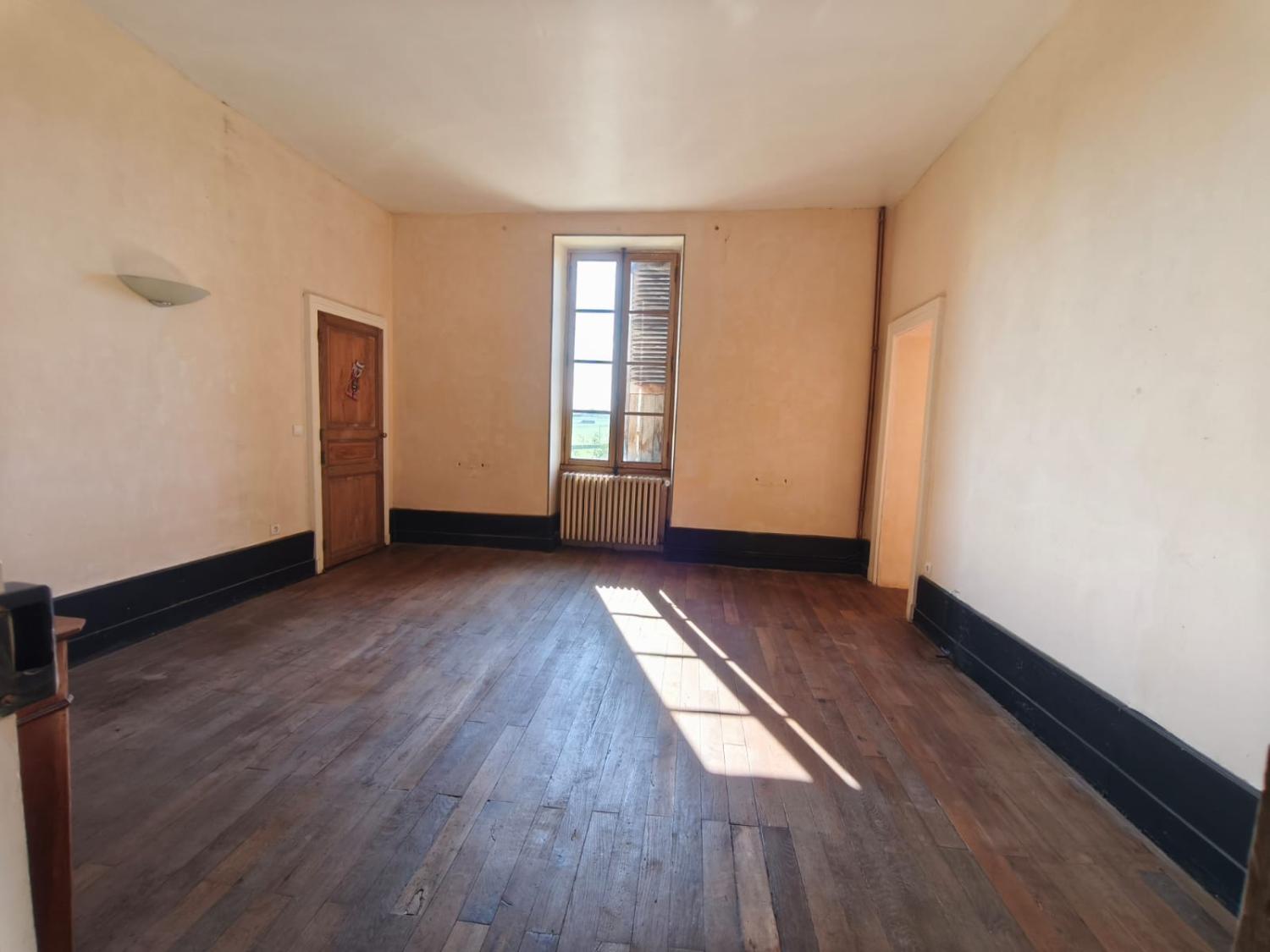  for sale castle Montigny-sur-Canne Nièvre 13