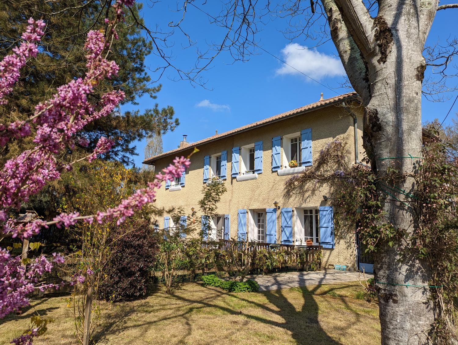 for sale detached house Lannux Gers 2