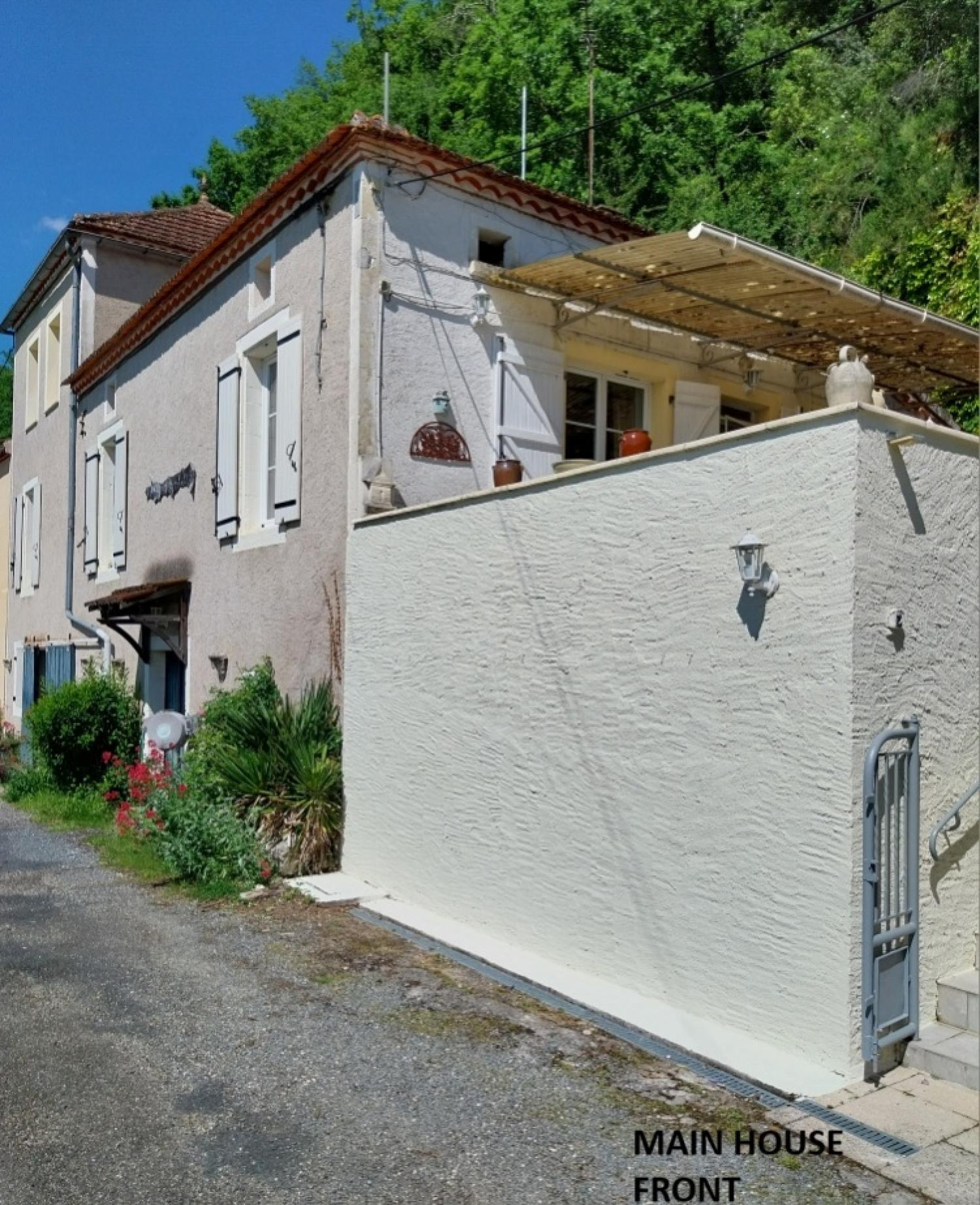  for sale property with holiday home Puy-l'Évêque Lot 2