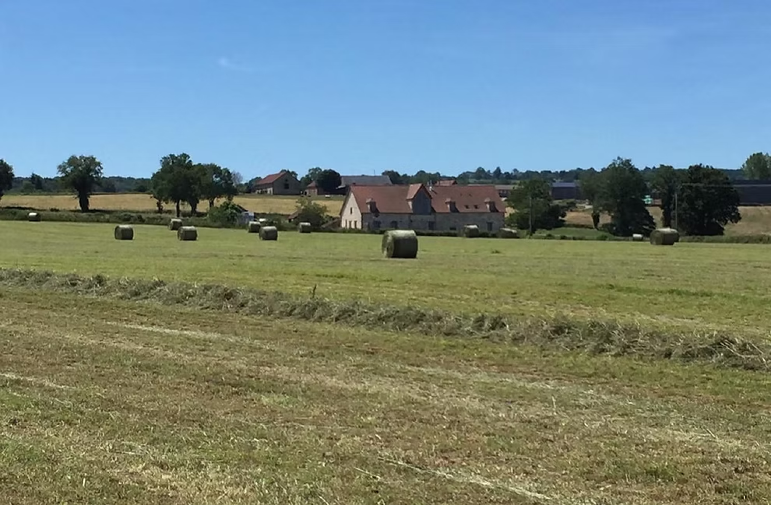  for sale bed and breakfast Beaune d'Allier Allier 16