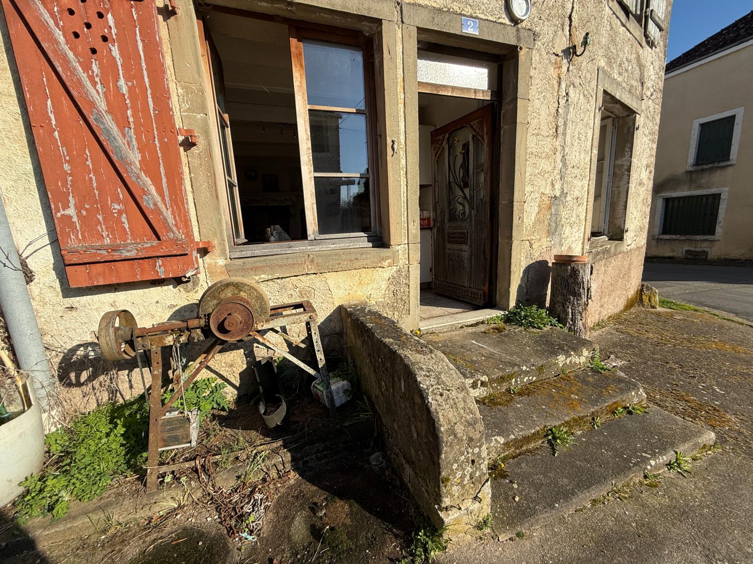 for sale village farm Melay Haute-Marne 30