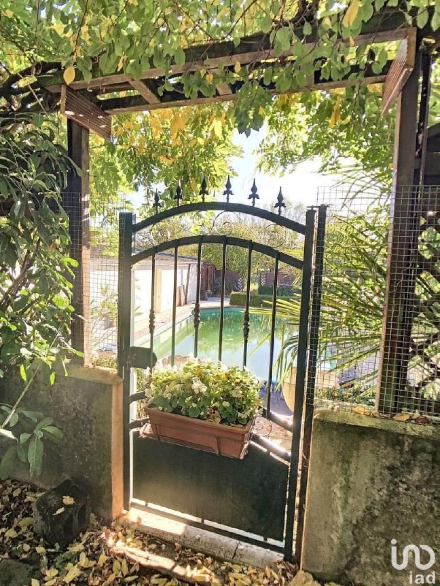  for sale bed and breakfast Pontigny Yonne 13