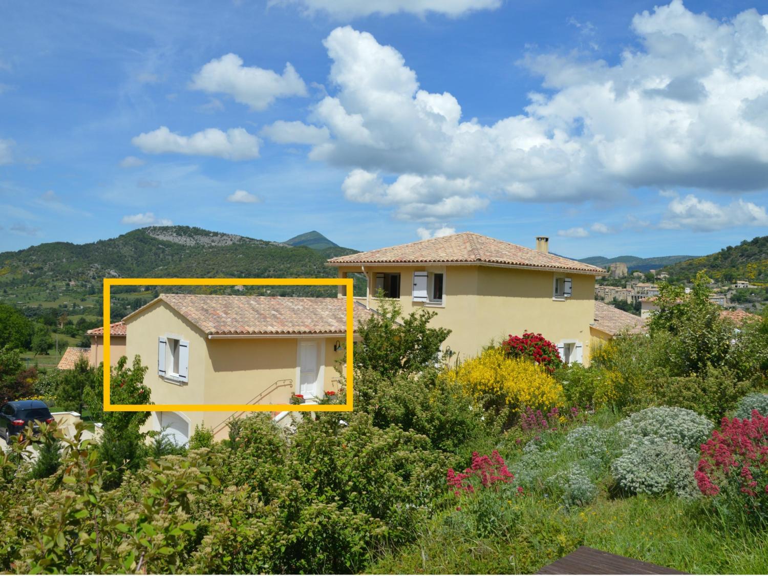  for sale villa Montbrun-les-Bains Drôme 25