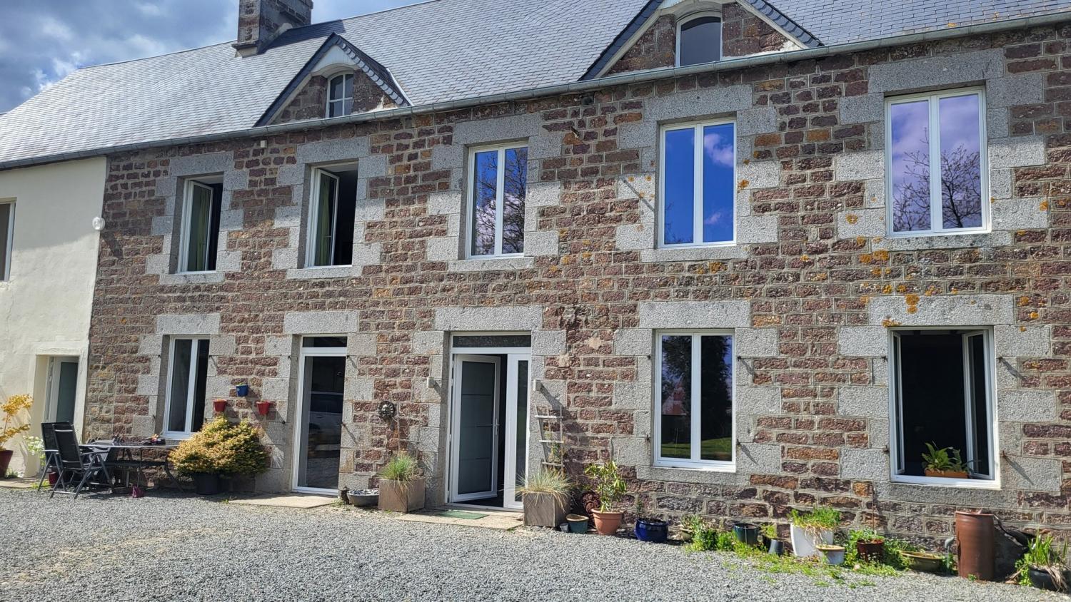  for sale detached house Soulles Manche 2