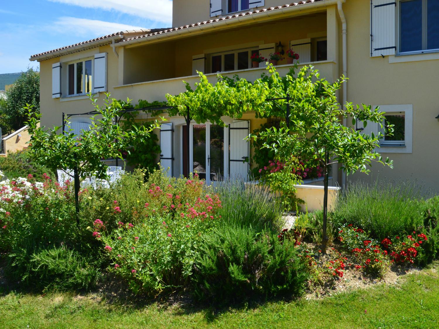  for sale villa Montbrun-les-Bains Drôme 19