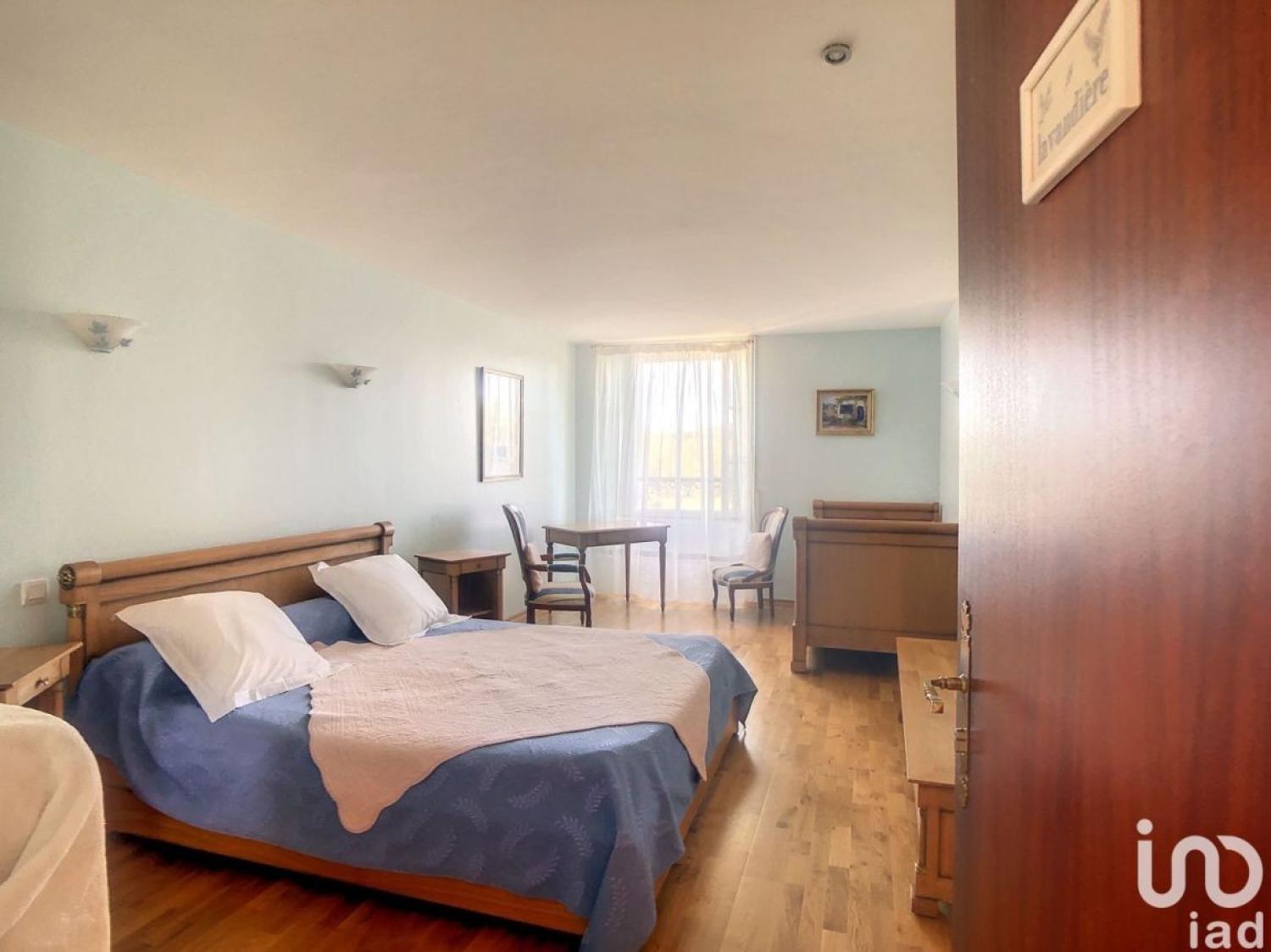  for sale bed and breakfast Pontigny Yonne 7