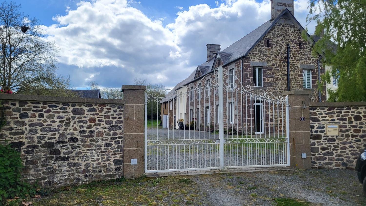 for sale detached house Soulles Manche 26