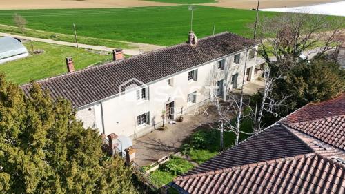 Calignac Lot-et-Garonne farm foto