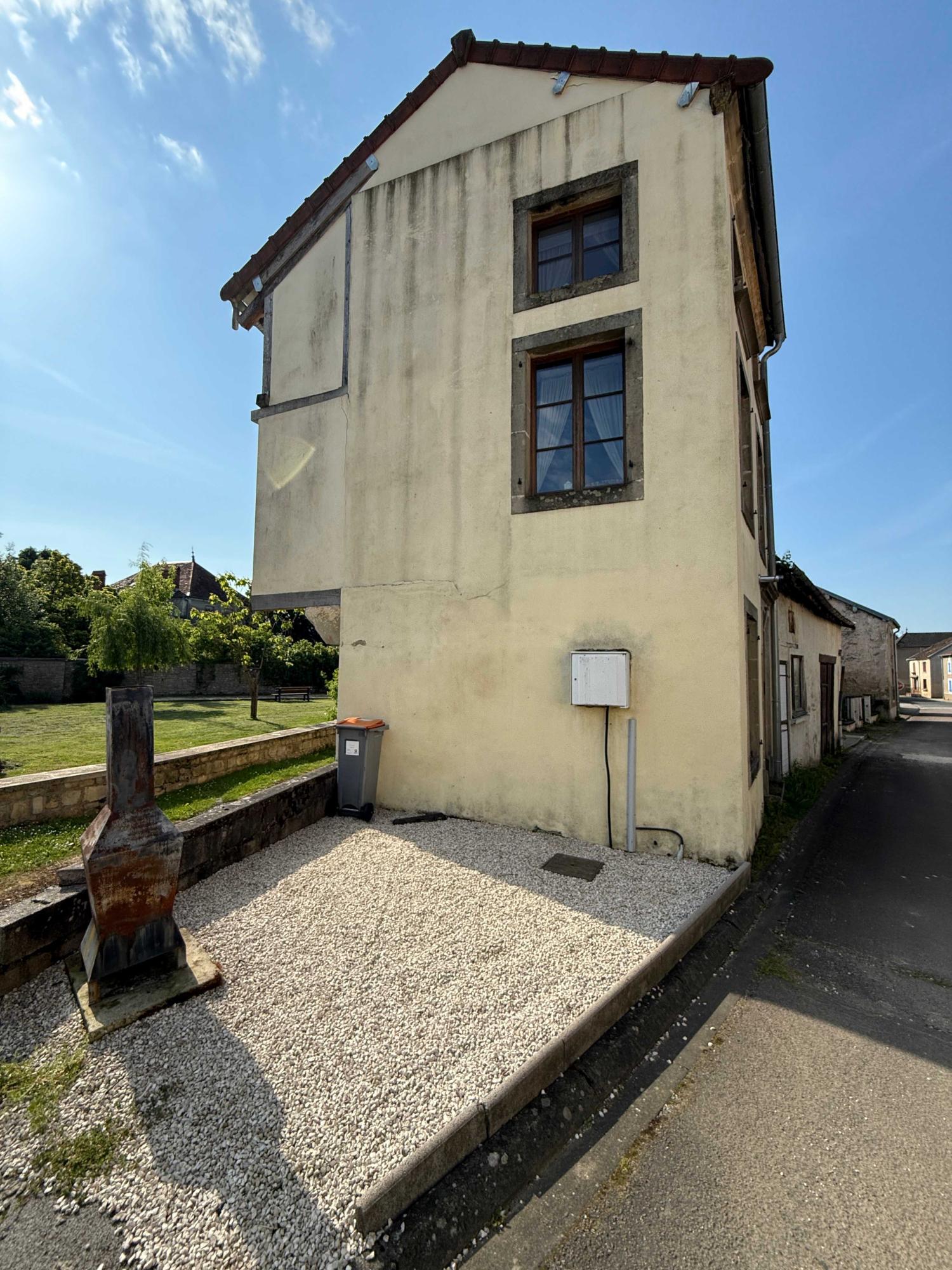  for sale village house Melay Haute-Marne 14
