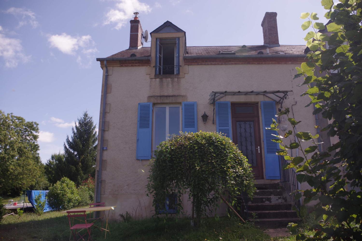  for sale house Saint-Honoré-Les-Bains Nièvre 1