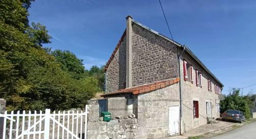 Saint-Maurice-près-Crocq Creuse house foto 7068153