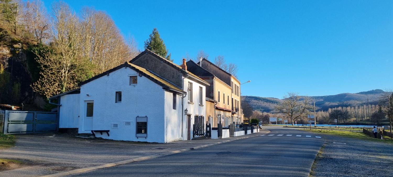  for sale bed and breakfast Le Mayet-de-Montagne Allier 11