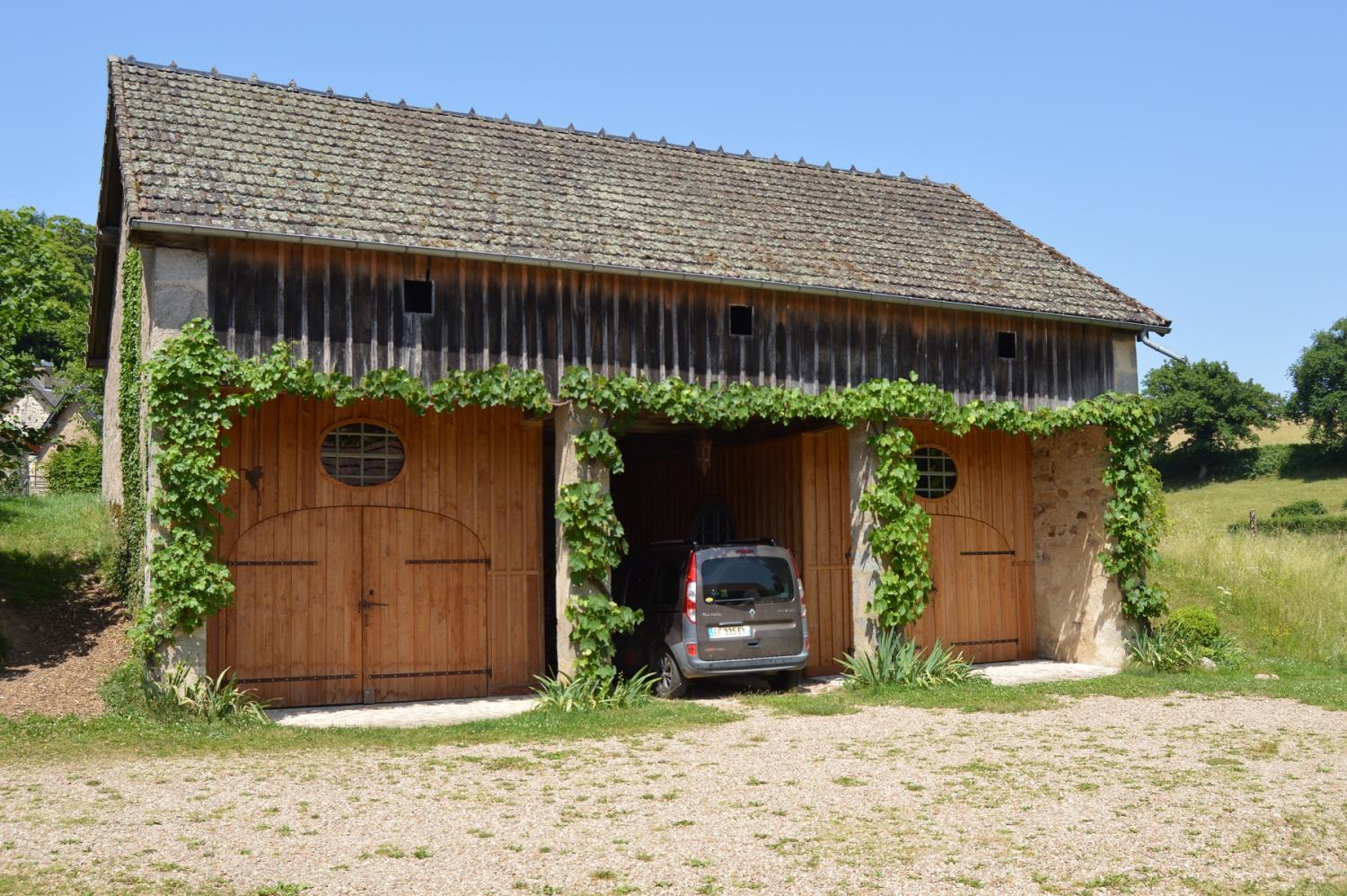  for sale castle Luzy Nièvre 15