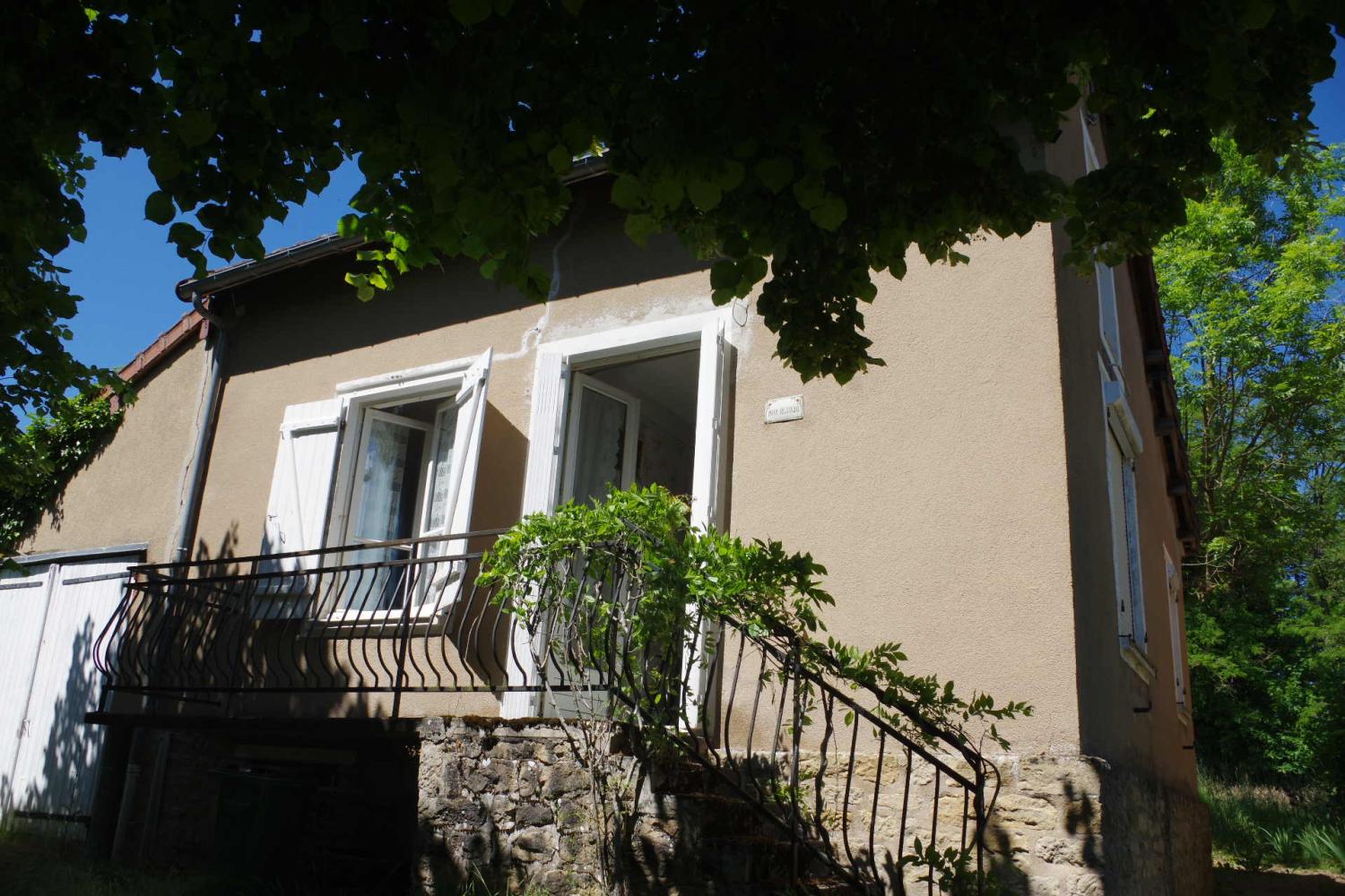  for sale house Saint-Honoré-Les-Bains Nièvre 1