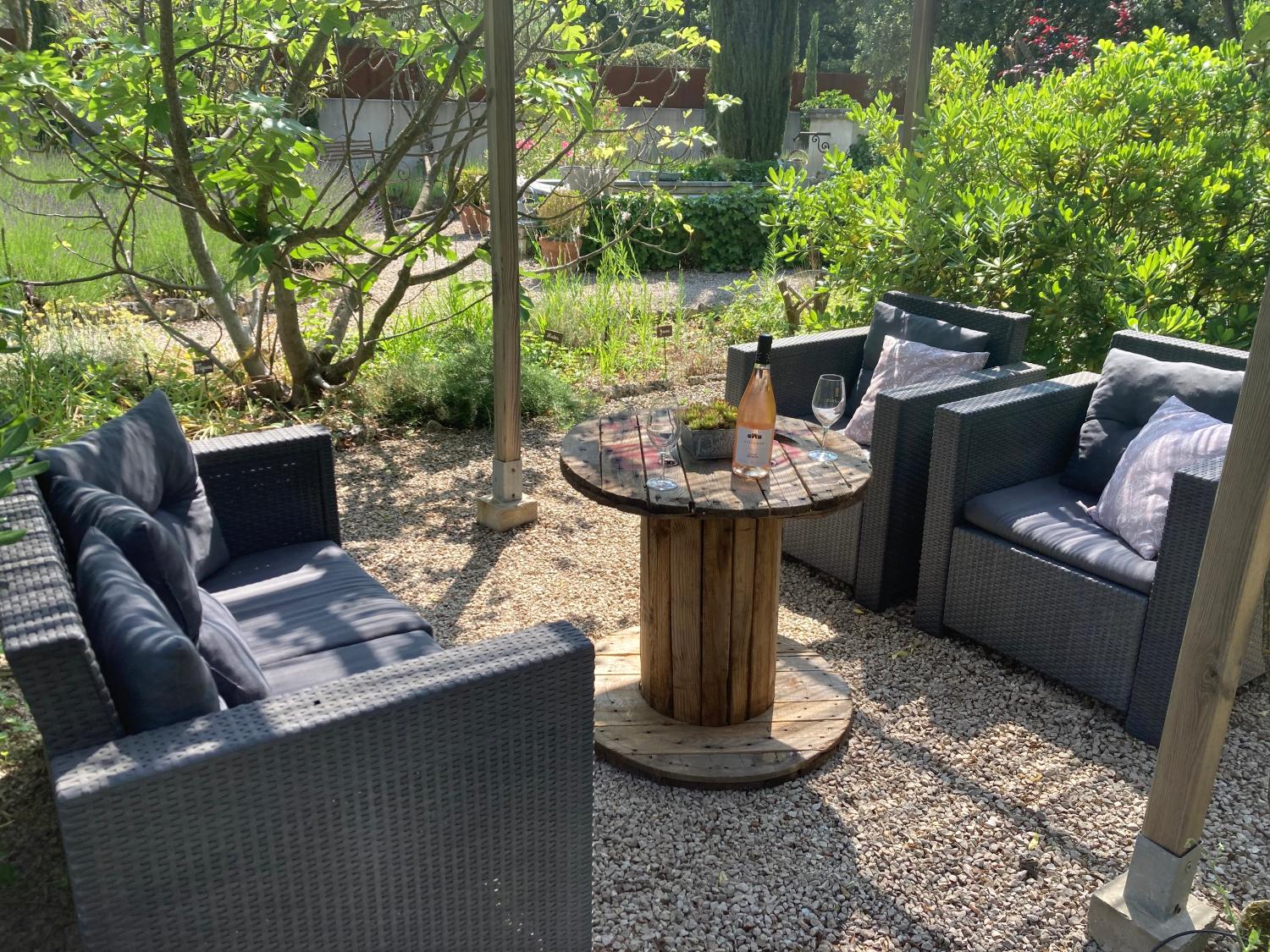  for sale bed and breakfast Lacoste Vaucluse 14