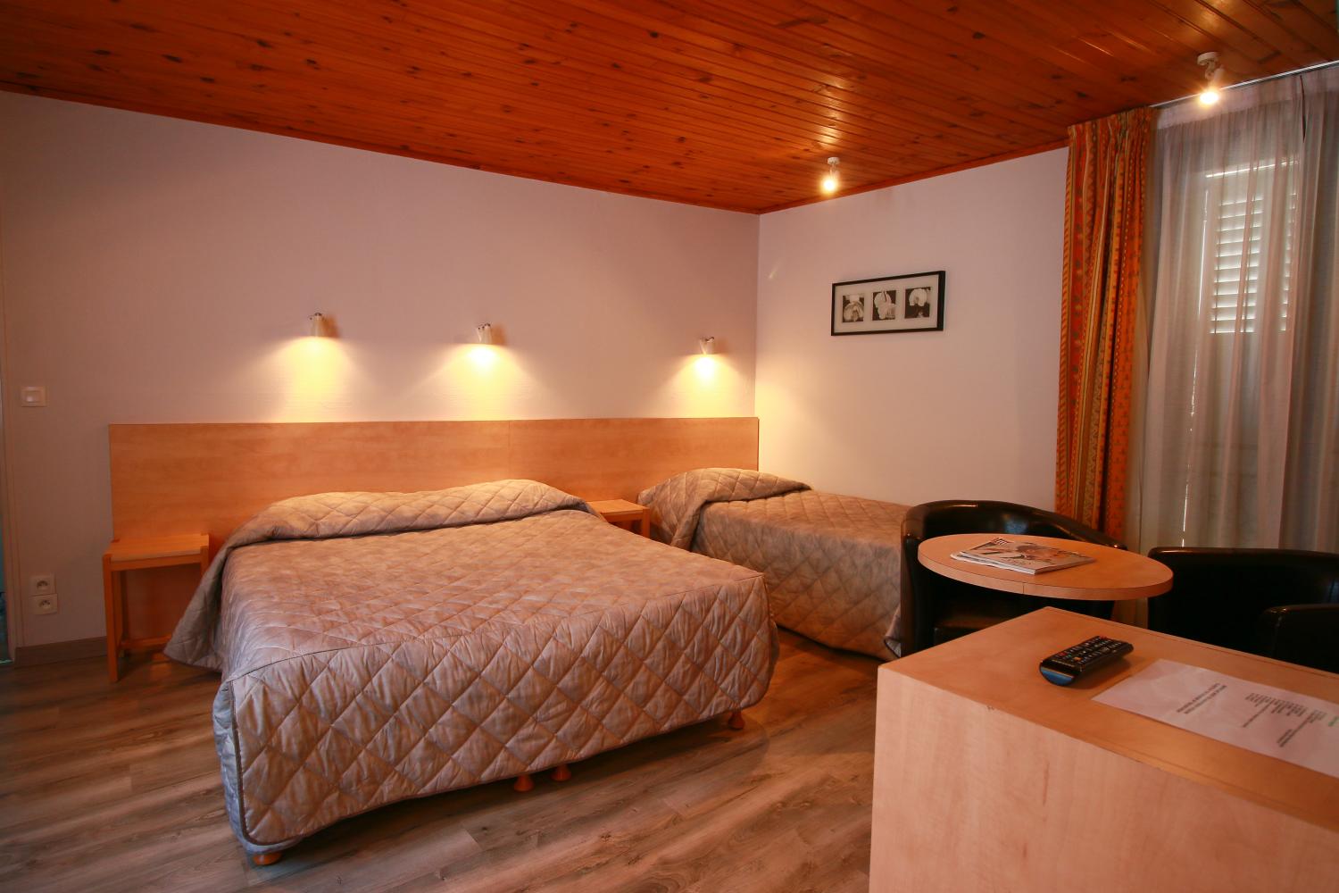  for sale hotel Bagnères-de-Luchon Haute-Garonne 8