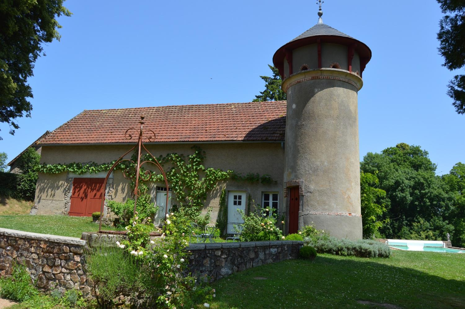  for sale castle Luzy Nièvre 10