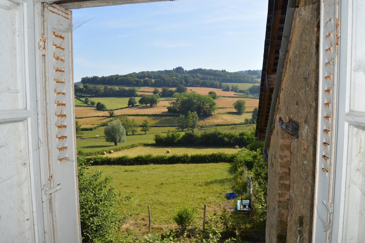  for sale house Saint-Léger-de-Fougeret Nièvre 5