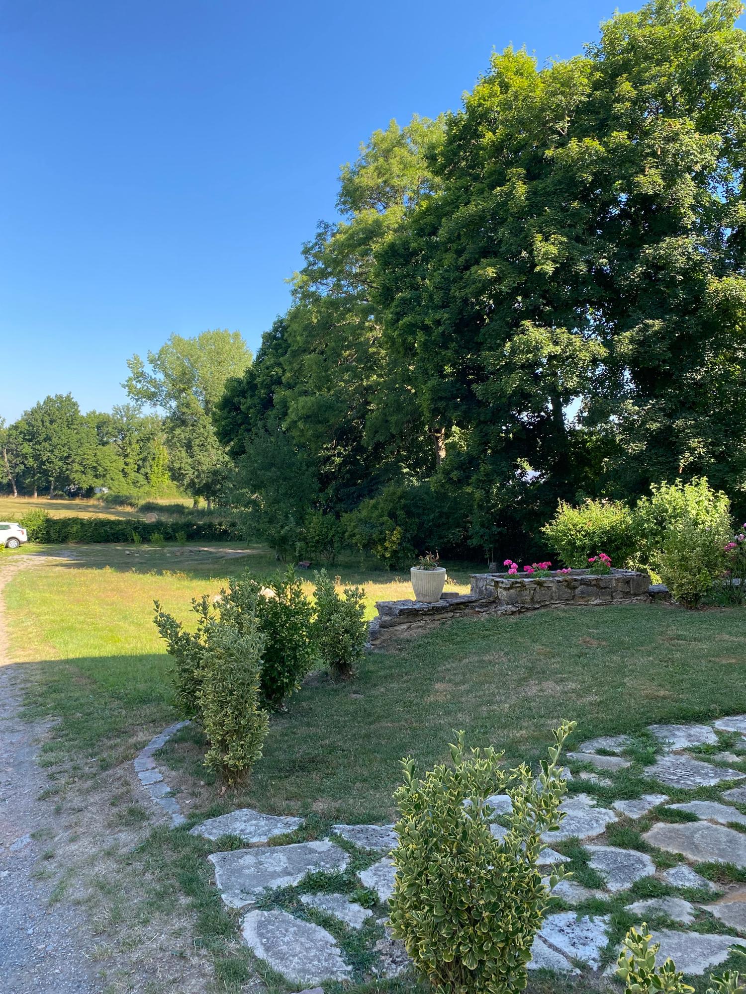  for sale mansion Saint-Honoré-Les-Bains Nièvre 37